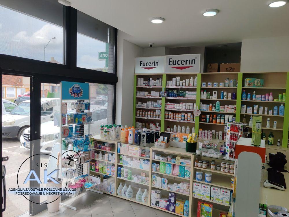 LOKAL U STAROJ PAZOVI